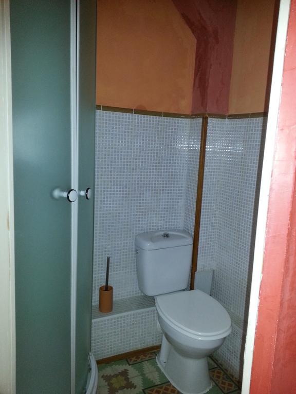 Bed and Breakfast Le Patio Des Cigales Roquefort-des-Corbieres Номер фото