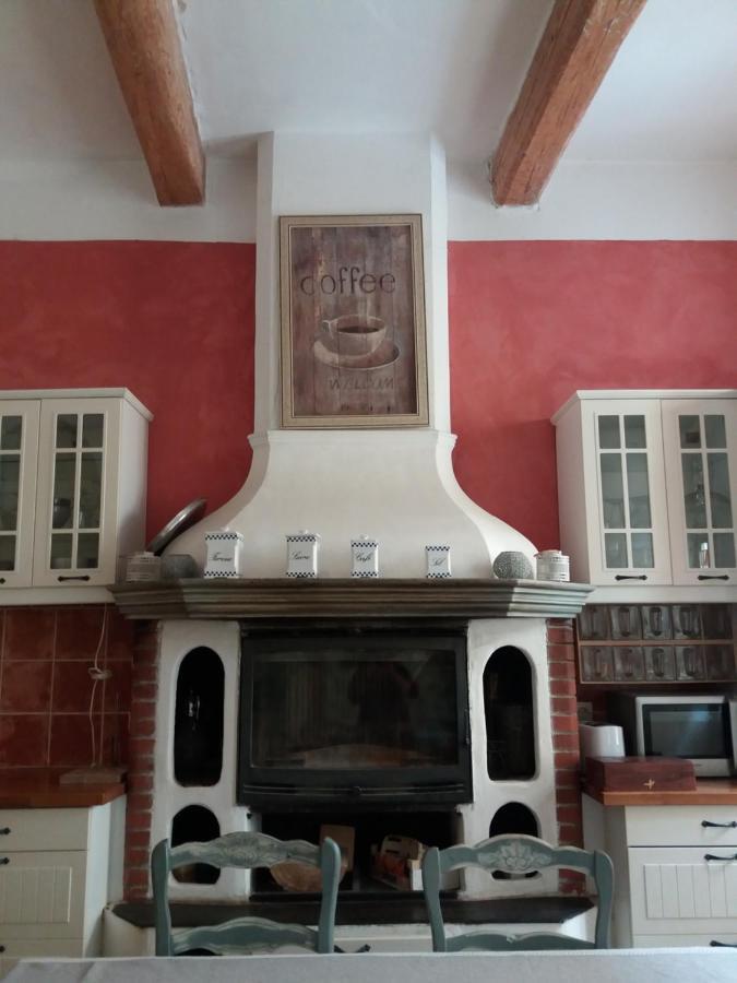 Bed and Breakfast Le Patio Des Cigales Roquefort-des-Corbieres Екстер'єр фото
