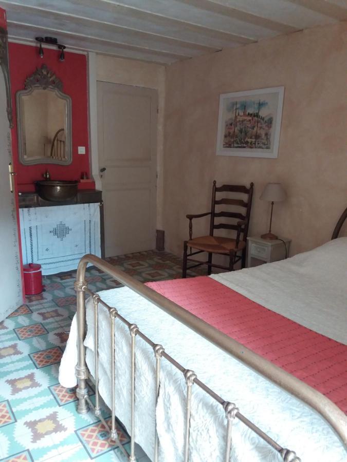 Bed and Breakfast Le Patio Des Cigales Roquefort-des-Corbieres Екстер'єр фото